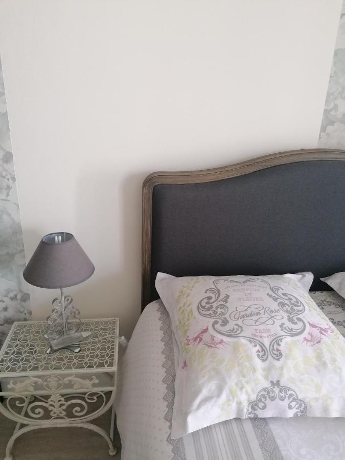 Chambre D'Hotes Esprit De Famille Landreville Экстерьер фото